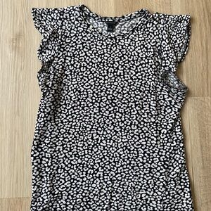 Ann Taylor Monochrome Animal Print Short Sleeve Top